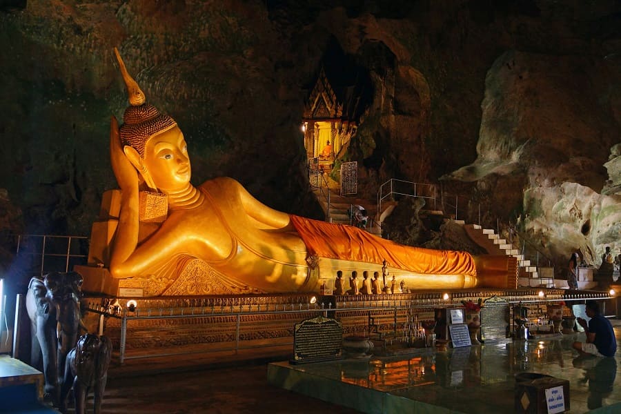 Pak Ou Caves